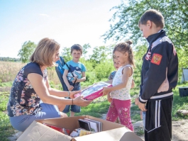 Lansarea campaniei naționale de colectare a fondurilor pentru cumpărarea unei locuințe pentru o familie cu șapte copii 