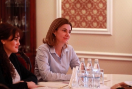 Astăzi, Prima Doamnă a Republicii Moldova, Galina Dodon a avut o întrevedere cu soția ambasadorului Federației Ruse, doamna Nailea Muhametșina.  