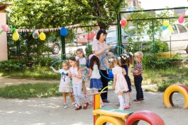 В канун Международного дня защиты детей Первая леди страны Галина Додон посетила детский сад № 87 в столичном секторе Буюкань  