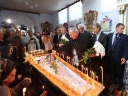 Președintele Nicolae Timofti a participat la funeraliile scriitorului Dumitru Matcovschi