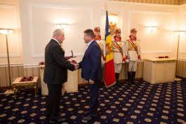 Președintele Timofti a înmânat distincții de stat, în cadrul unei ceremonii oficiale