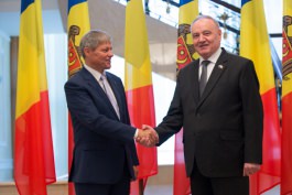 Moldovan president meets Romanian PM