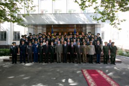 Moldovan president assists at 25th anniversary of National Army