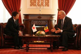 Președintele Timofti a primit scrisorile de acreditare din partea Ambasadorilor Letoniei și Japoniei