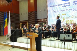 Președintele Timofti a participat la solemnitatea dedicată aniversării a 25-a a ASEM