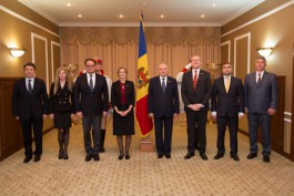 Președintele Timofti a primit scrisorile de acreditare din partea Ambasadorilor Marii Britanii, Turciei și Azerbaidjanului