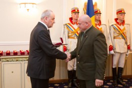 Președintele Timofti a înmânat distincții de stat, în cadrul unei ceremonii