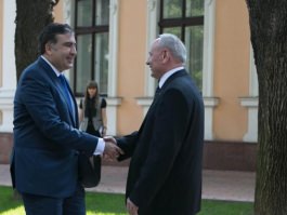 Președintele Nicolae Timofti a avut o întrevedere cu președintele Georgiei, Mikheil Saakashvili