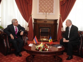 Президент Николае Тимофти встретился с президентом Армении Сержем Саргсяном