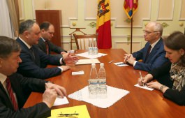 Moldovan president meets Russian envoy