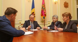 Moldovan president signs draft law on financial-banking situation