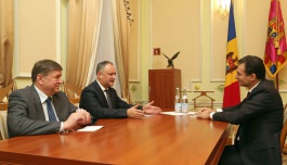 Președintele Republicii Moldova s-a întîlnit cu ambasadorul azer Gudsi Dursun oglu Osmanov