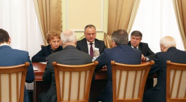 Moldovan president meets Russian delegation of inter-parliamentary friendship group