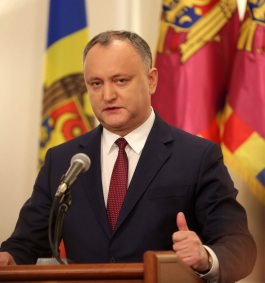 Moldovan president presents draft law on Constitution's amendment
