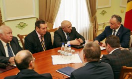 Moldovan president chairs meeting with representatives of farmers, experts in sector