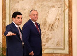 The President of Republic of Moldova, Mr. Igor Dodon met with the President of Turkmenistan, Mr. Gurbanguly Berdimuhamedov