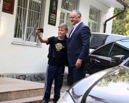 The President of Moldova visited the Chisinau sports school named after. George Osipov, where the international water polo championship "President's Cup" will take place