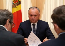 Игорь Додон провел встречу с группой американских и европейских журналистов, экспертов, официальных лиц, находящихся в Молдове с ознакомительным визитом.