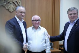 Igor Dodon, președintele Republicii Moldova a avut o întîlnire neformală cu reprezentanţii societăţii civile din Transnistria