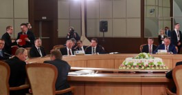 Liderii ţărilor ce fac parte din Uniunea Economică Eurasiatică au salutat cererea Republicii Moldova de a obţine statutul de stat-observator
