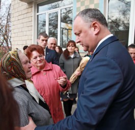 Președintele țării a efectuat o vizită la grădinița din satul Maximovca