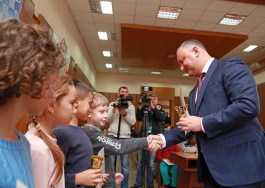 Игорь Додон принял участие в церемонии награждения победителей Международного шахматного фестиваля «Toamna Moldovei» («Осень Молдовы»)  