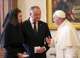 Moldovan President Igor Dodon had a meeting with the Sovereign Pontiff, His Holiness Pope Francis