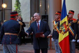 Игорь Додон присвоил Президентскому оркестру Республики Молдова Почетное звание «Заслуженный художественный коллектив»