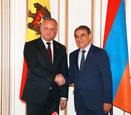 Igor Dodon a avut o întrevedere cu preşedintele Adunării Naţionale a Republicii Armenia, Ara Babloyan