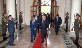 Игорь Додон провел встречу с председателем Национального собрания Армении Ара Баблояном