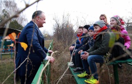 Grădinița de copii din localitatea Petrești a fost vizitată de președintele țării  
