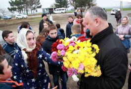 Președintele țării a participat la liturghia oficiată la Biserica Adormirii Maicii Domnului din satul Gaidar