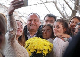 Igor Dodon a vizitat astăzi grădinița de copii din orașul Ciadîr-Lunga