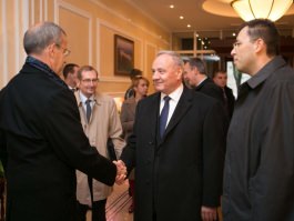Președintele Nicolae Timofti a participat la ceremonia primirii oficiale a președintelui Estoniei, Toomas Hendrik Ilves