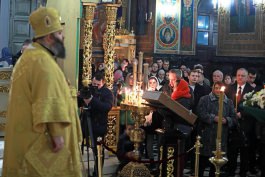 Președintele Republicii Moldova a participat la Liturghia de la Catedrala „Nașterea Domnului”