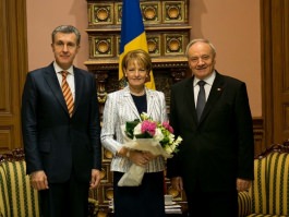 Nicolae Timofti met the Crown Princess Margareta and Prince Radu of Romania