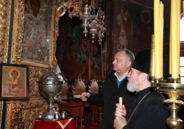 По инициативе Президента страны в Республику Молдова привезут Знамя Штефана Великого, а также икону Святого Георгия 
