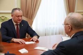 President of Moldova Igor Dodon met with the Extraordinary and Plenipotentiary Ambassador of the Russian Federation to the Republic of Moldova, Farit Mukhametshin.