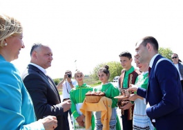 The President took part in the opening ceremony of two sports complexes