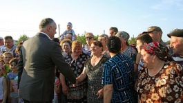 Igor Dodon a participat la ceremonia de inaugurare a două complexuri sportive din localitățile Congaz și Copceac din UTA Găgăuzia