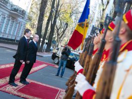 Nicolae Timofti received the accreditation letters of the Greek Ambassador to Moldova Vassilis Papadopoulos