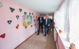 Igor Dodon a vizitat grădinița de copii ”Spicușor” din satul Onești, raionul Hîncești 