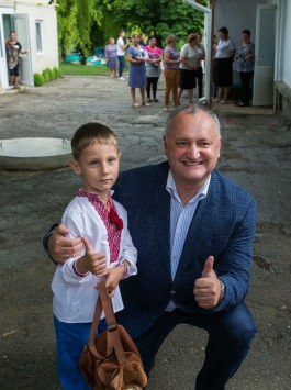 Șeful statului a vizitat grădinița de copii „Andrieș” din raionul Nisporeni