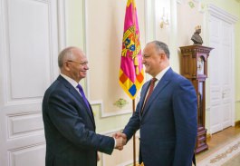 Igor Dodon a avut o întrevedere cu Ambasadorul Extraordinar şi Plenipotenţiar al Federaţiei Ruse în Republica Moldova, Farit Muhametșin.
