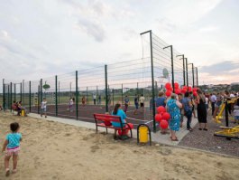 Президент Республики Молдова принял участие в открытии нового спортивного комплекса в городе Комрат