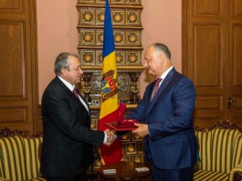 Președintele Republicii Moldova a conferit “Ordinul de Onoare" Ambasadorului Republicii Bulgaria în țara noastră