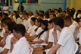 Șeful statului a participat la şcoala de vară a aripii de tineret a Partidului Socialiştilor „Garda Tînără”.