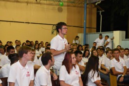 Șeful statului a participat la şcoala de vară a aripii de tineret a Partidului Socialiştilor „Garda Tînără”.