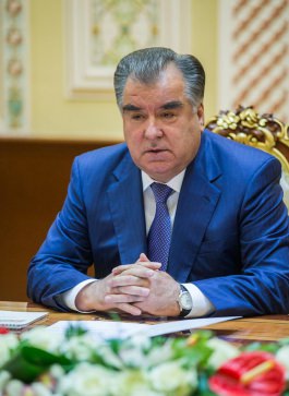 Президент Молдовы провел рабочую встречу с президентом Таджикистана