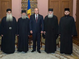 Igor Dodon a avut o întrevedere cu un grup de călugări de la Mănăstirea „Sf. Apostol Pavel” de pe Sfîntul Munte Athos